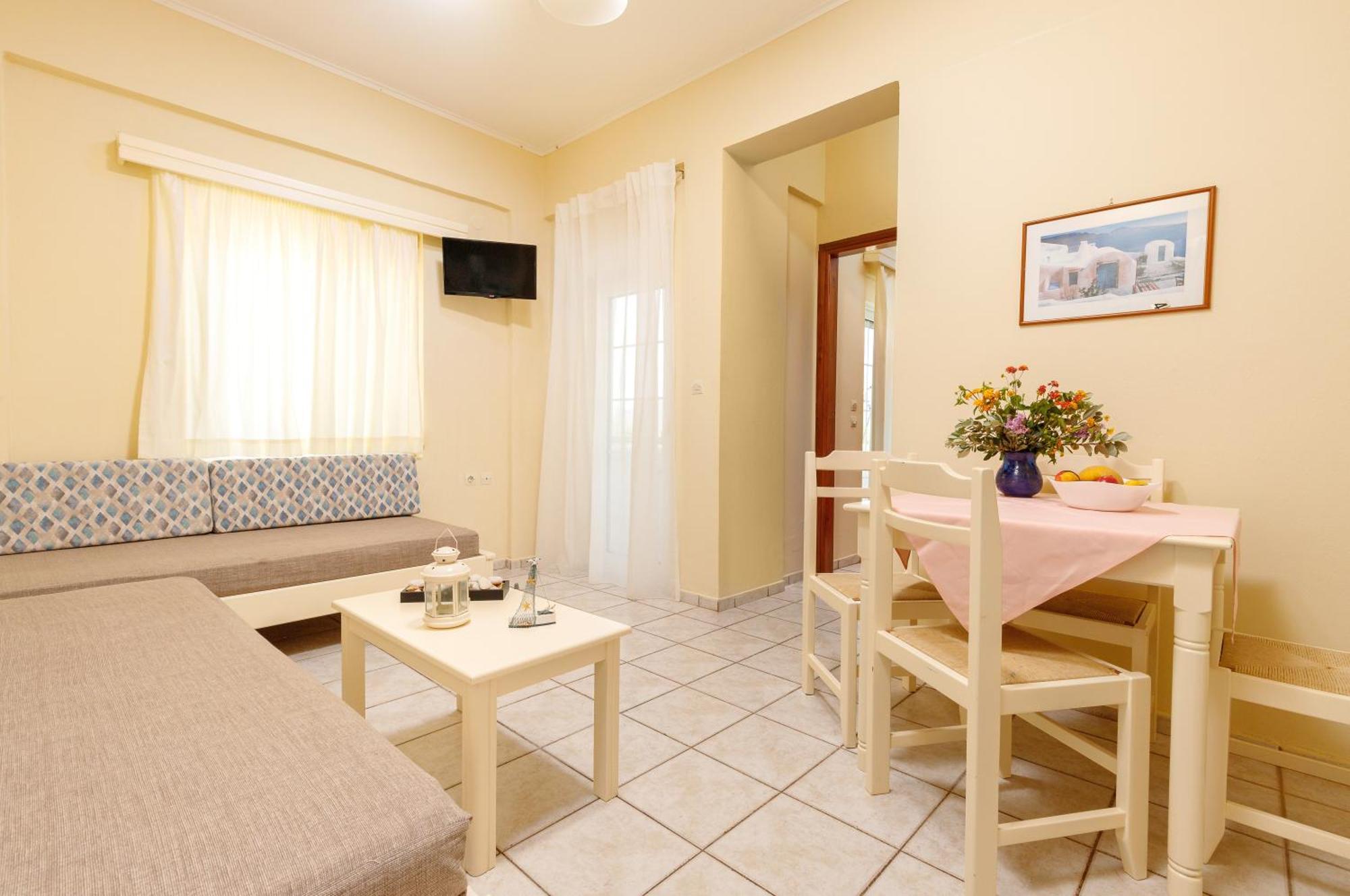 Zefyros Apartments And House Kíssamos Pokoj fotografie